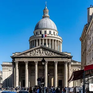  Appartement Jardin Du Luxembourg Pres Du Pantheon Et De Notre-dame France