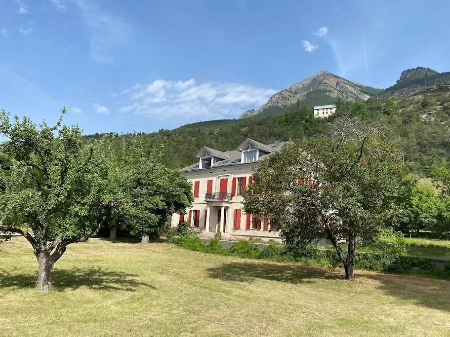 Magnifique Appartement 8 Couchages Dans Villa Historique Jausiers
